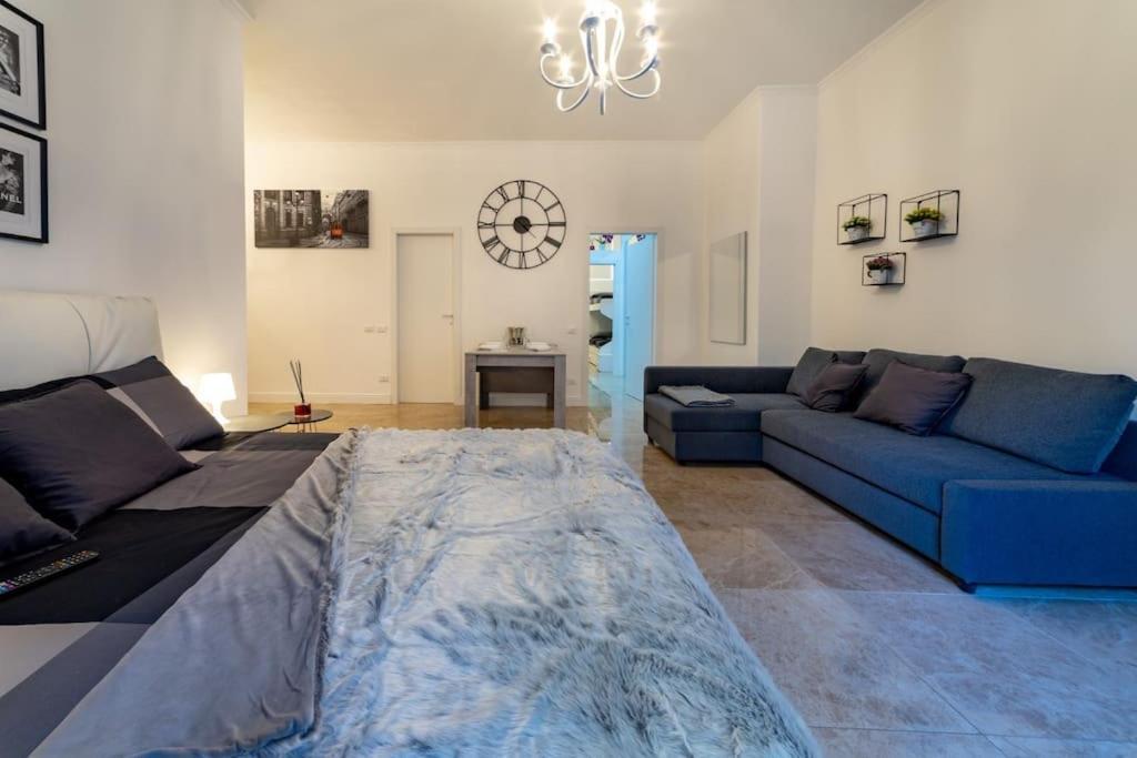San Babila - Luxury Milanese Apartment エクステリア 写真
