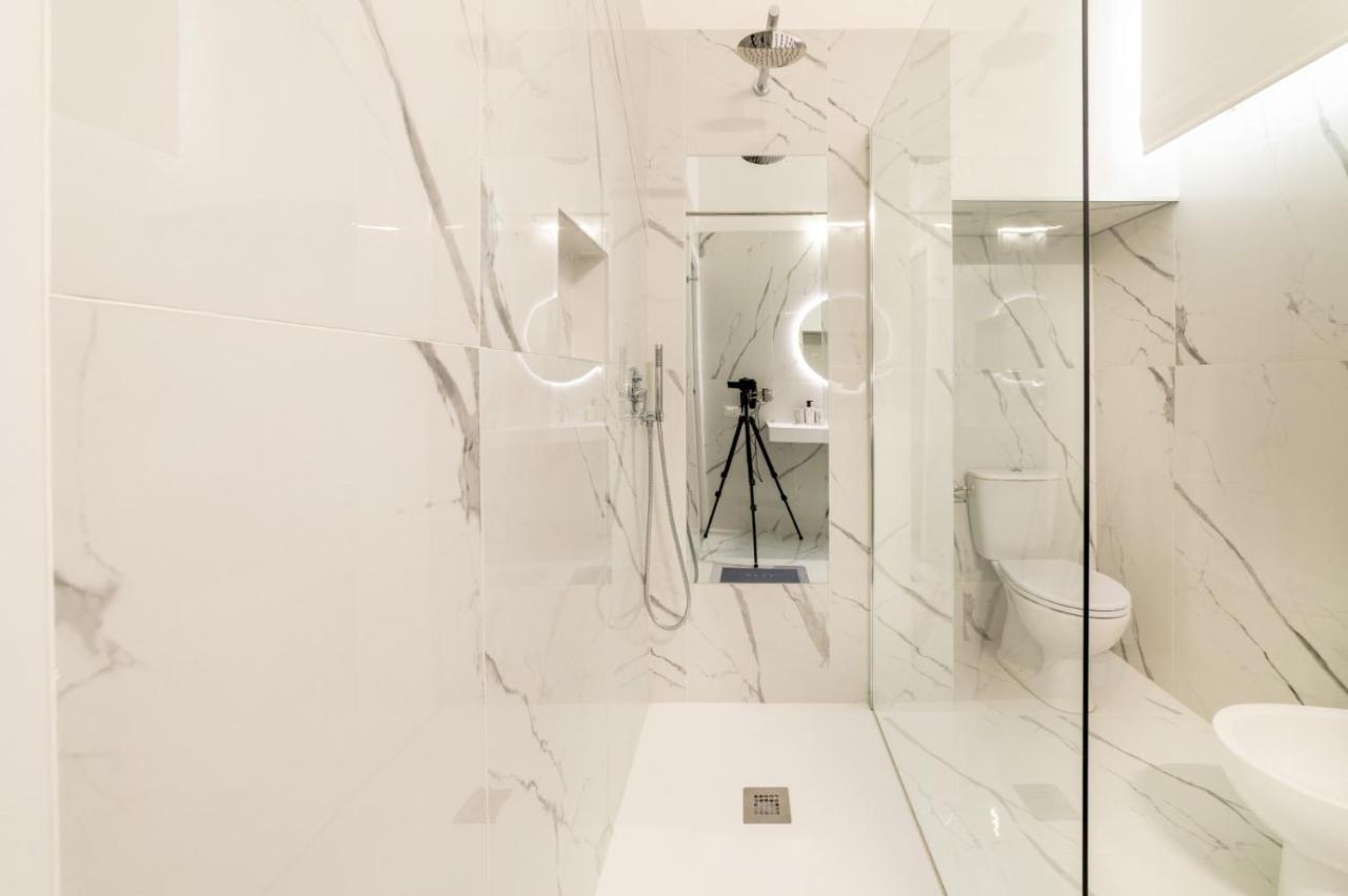 San Babila - Luxury Milanese Apartment エクステリア 写真