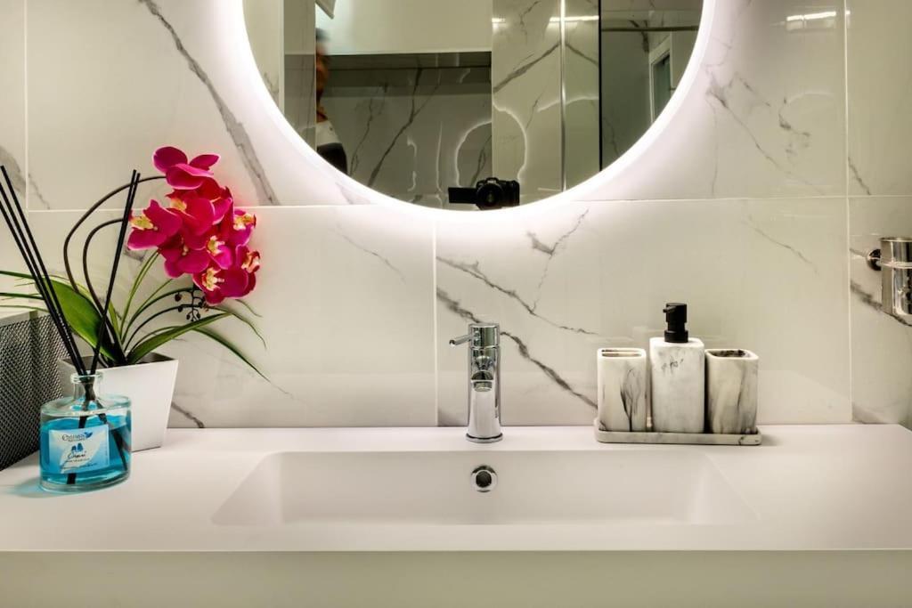 San Babila - Luxury Milanese Apartment エクステリア 写真