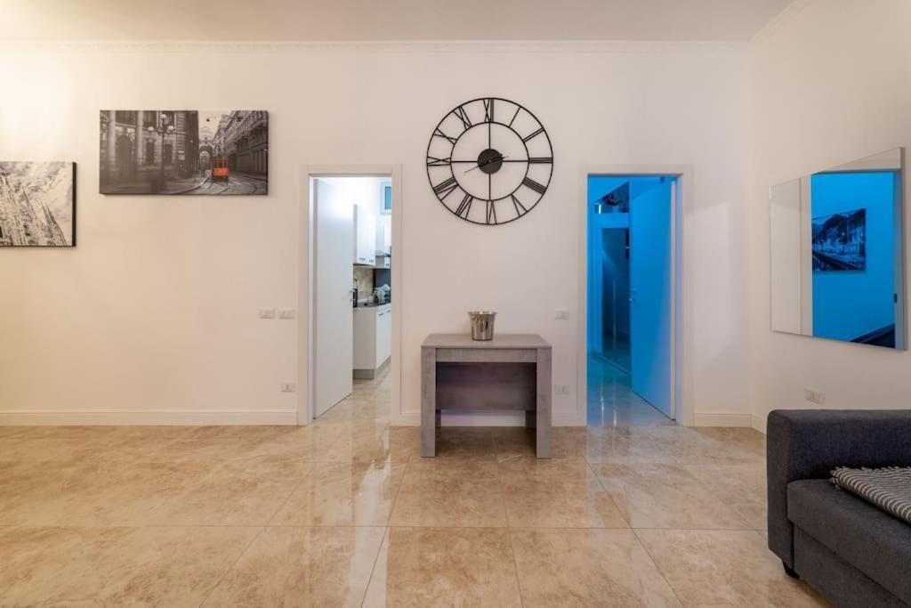 San Babila - Luxury Milanese Apartment エクステリア 写真